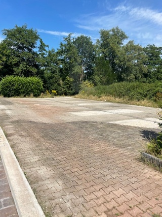 Ca. 308m² Bestrating H-profiel